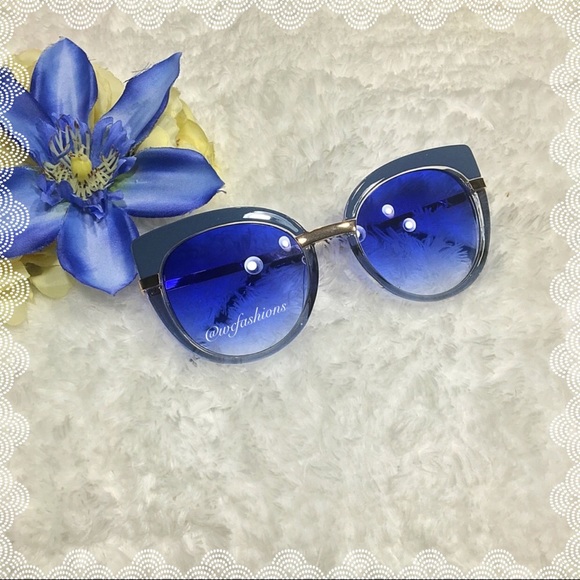 “Laurie” Funky Retro Cat Eye Sunnies - Picture 3 of 4